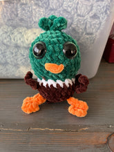 Load image into Gallery viewer, Tiny Crochet Birds
