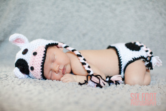 Crochet Cow - Diaper Cover and Hat - Newborn Photo Prop